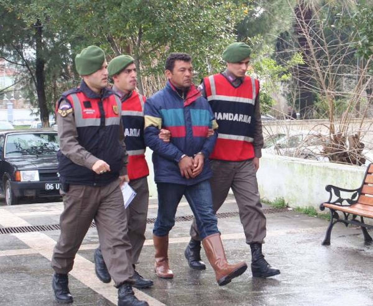 Eşi ve 5 Çocuğuna Şiddetten Tutuksuz Yargılanacak