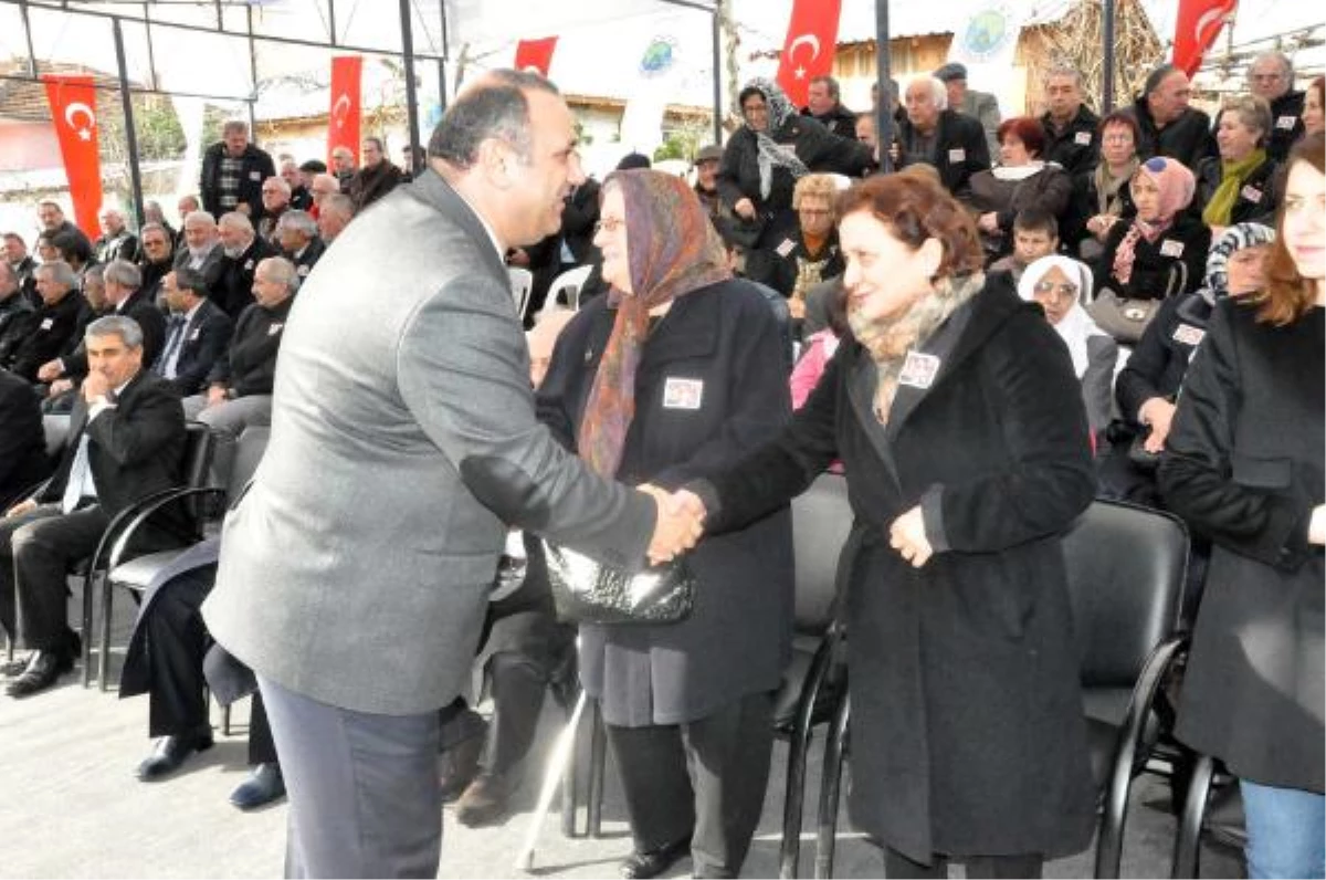 Gaffar Okkan Hendek İlçesi\'ndeki Mezarı Başında Anıldı