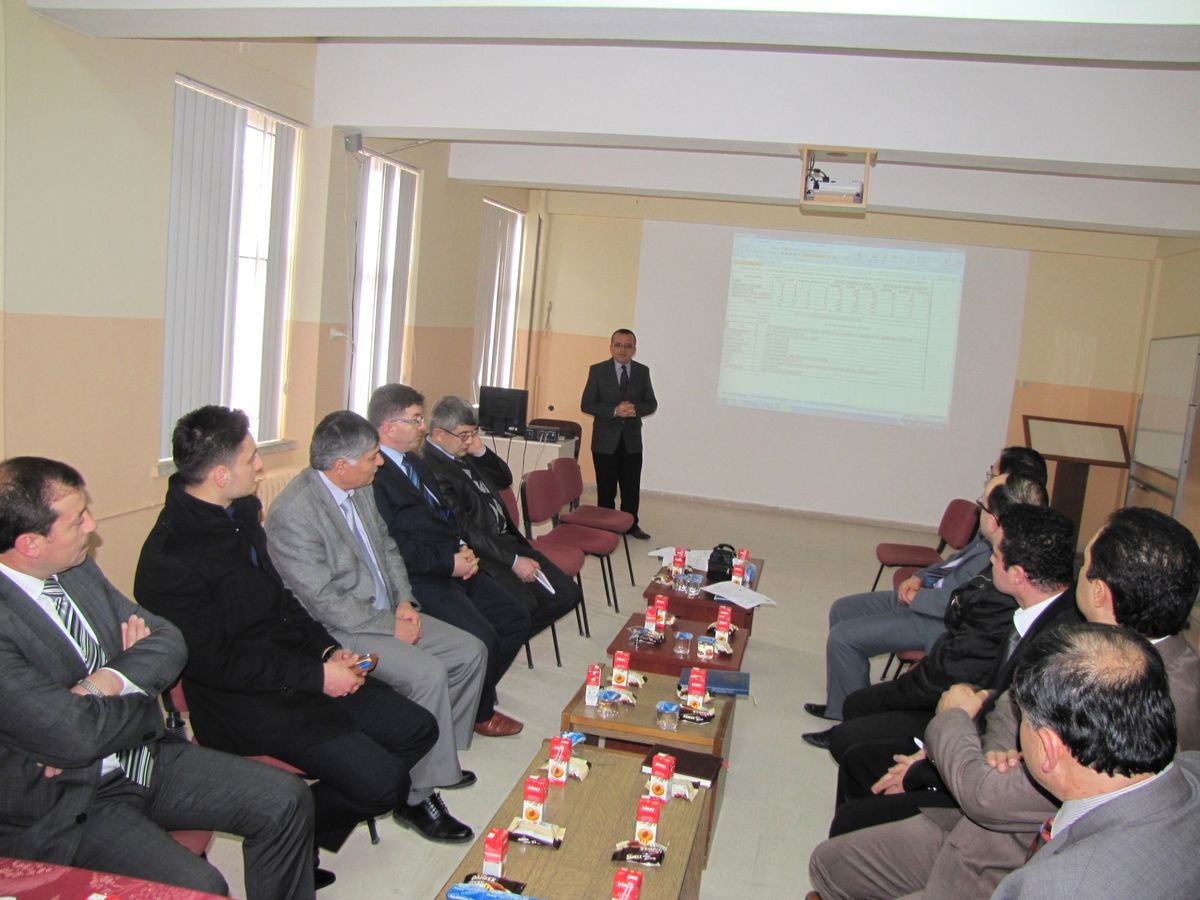 Hisarcık\'ta İlçe Hayat Boyu Öğrenme Toplantısı Düzenlendi