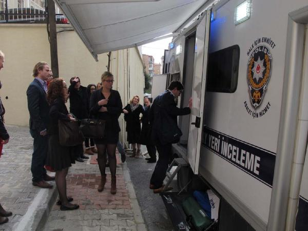 Hollandalı Hukuk Öğrencileri İstanbul Adliyesi ve Emniyetini Gezdi