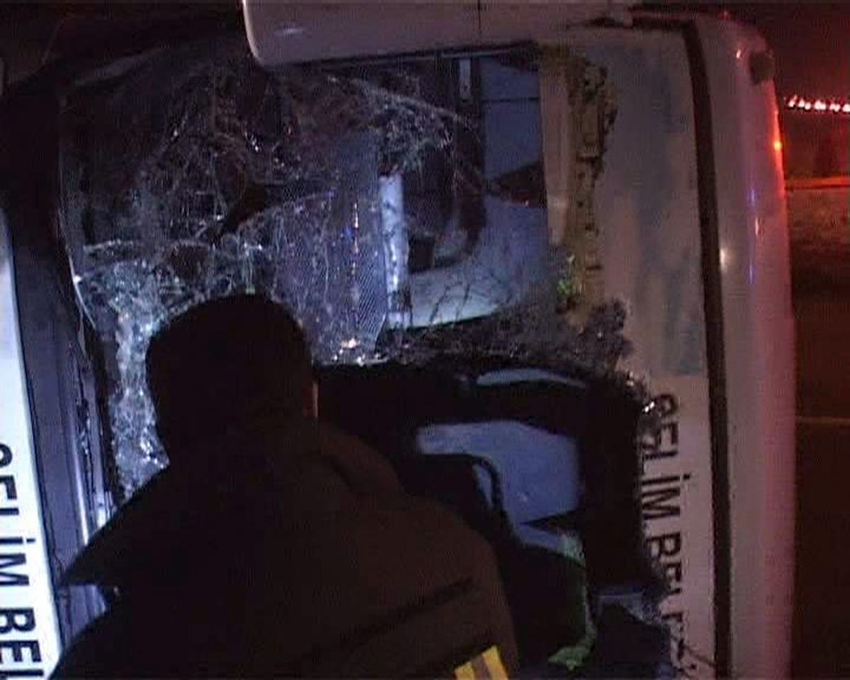 Kars\'ta Trafik Kazası: 33 Yaralı