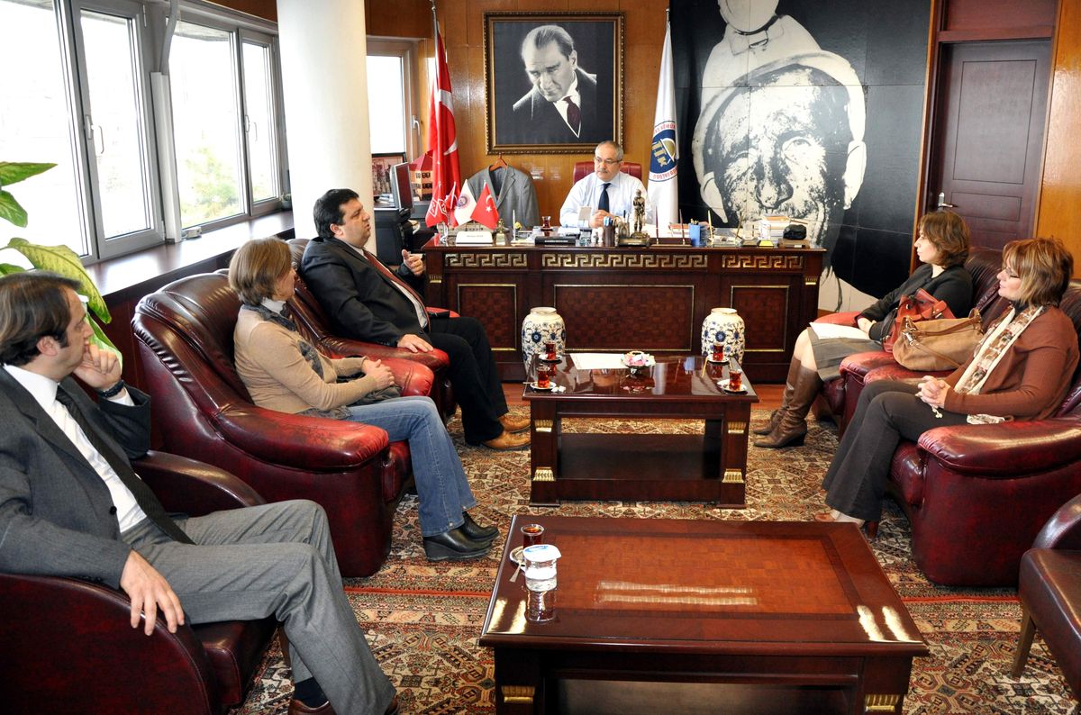 Kent Konseyinden İnan\'a Ziyaret