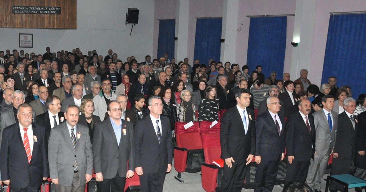 Mumcu Turgutlu'da Anıldı