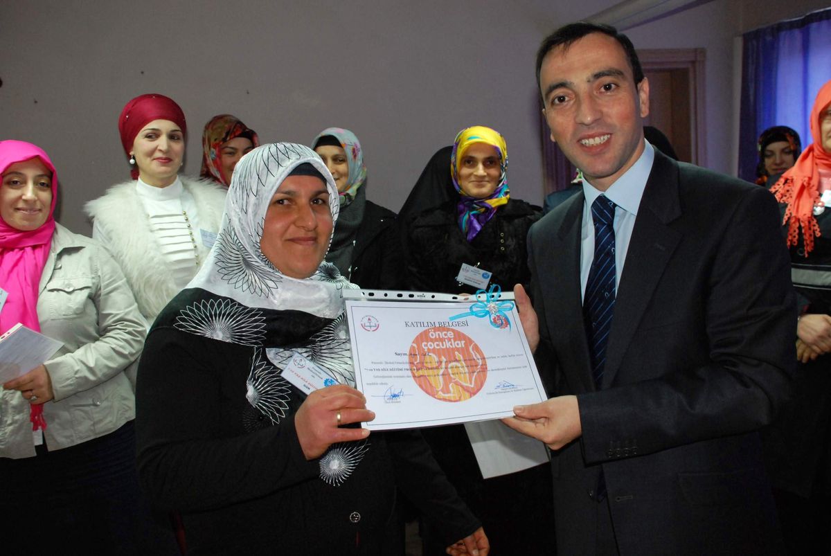 Of\'ta Anneler Bilinçlendiriliyor