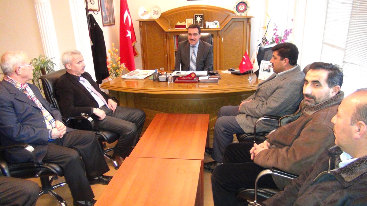Parçikanlılar Derneği\'nden AK Parti\'ye Ziyaret