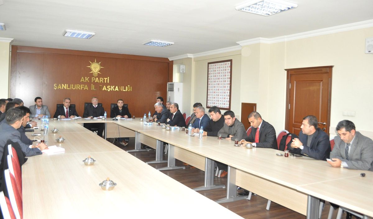 AK Parti İlçe Başkanları ve Koordinatörleri Bir Araya Geldi