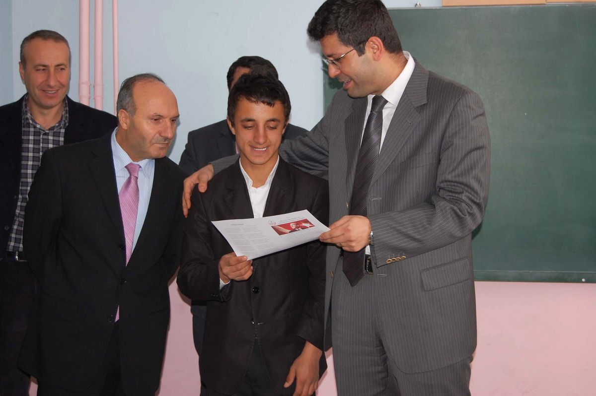 Bitlis 95 Öğrenci Karne Heyecanı Yaşadı