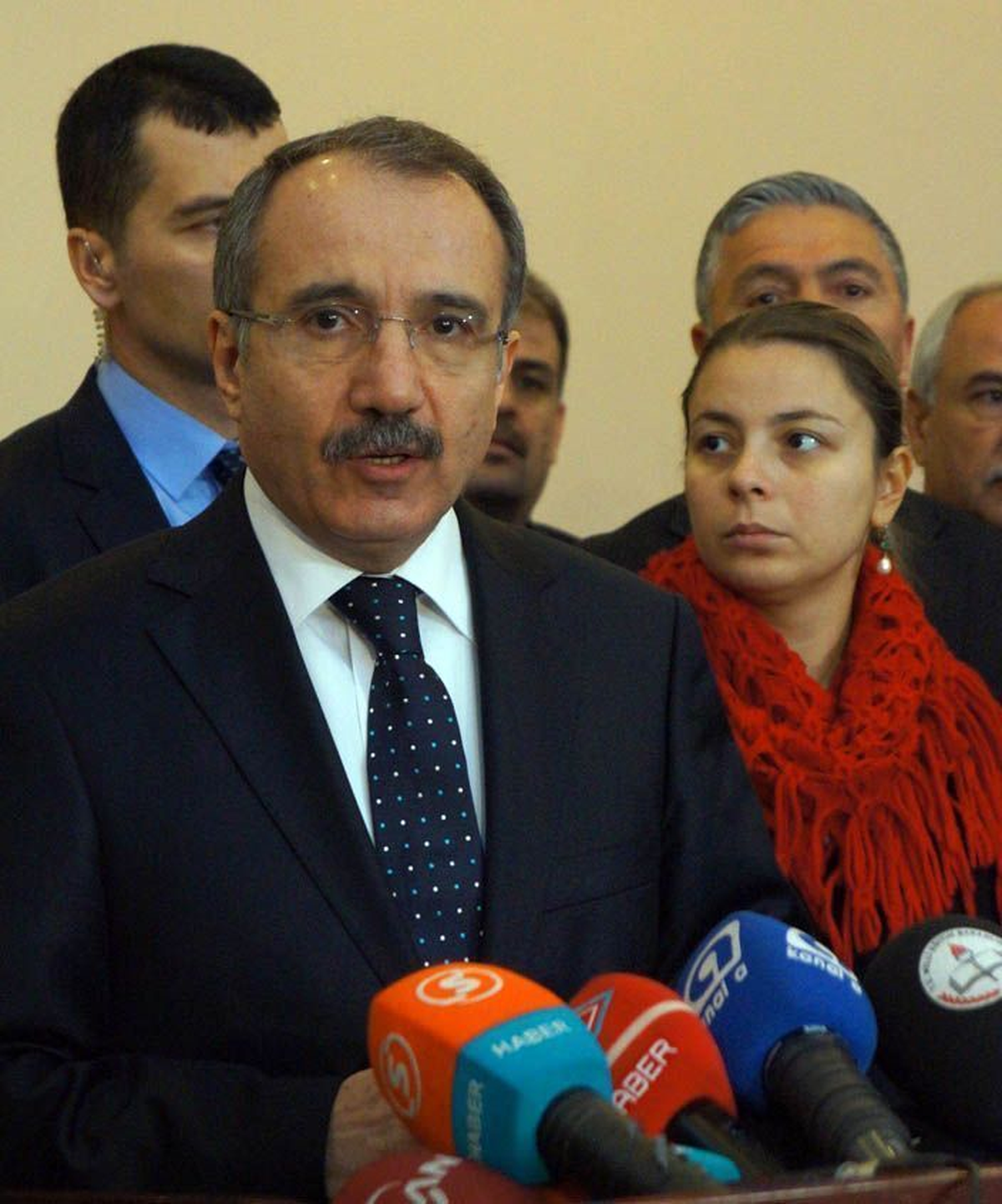 Eski Bakan Dinçer\'den Veda Mesajı