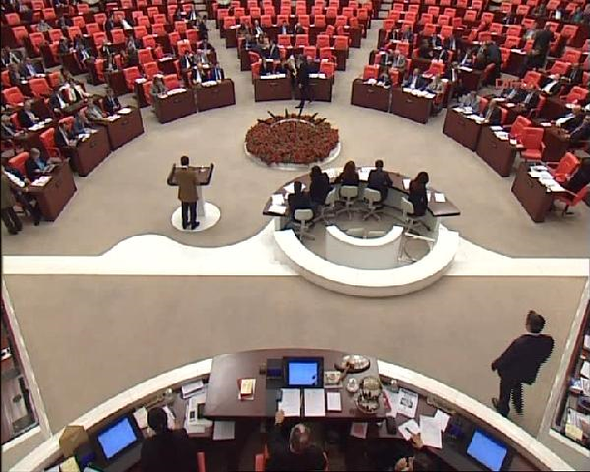 \'Anadilde Savunma\' Görüşmeleri Gergin Geçti