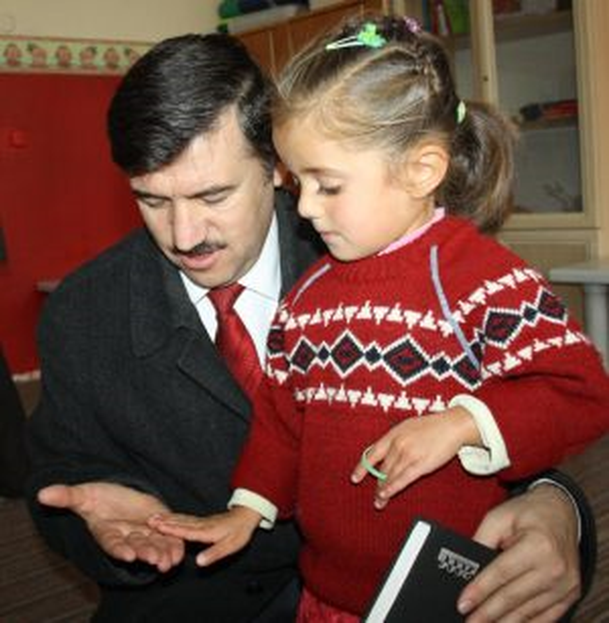 İl Milli Eğitim Müdürü Fatih Başak\'tan Ailelere Uyarı