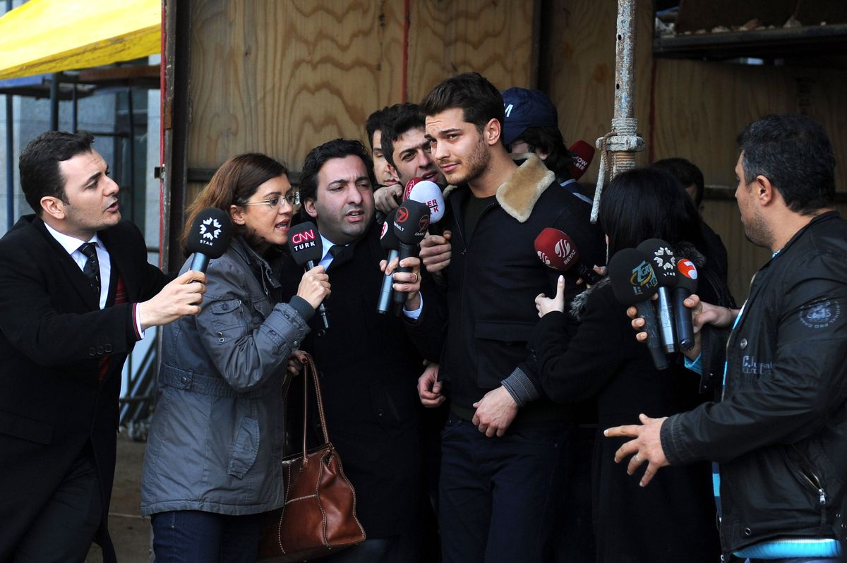 Cenk Eren ve Camal Hünal Serbest