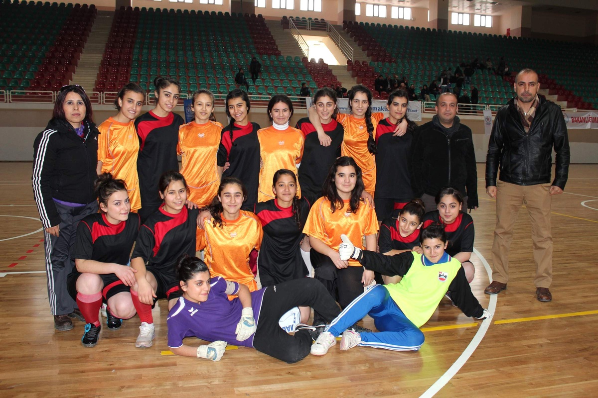 Kızlarda Şampiyon Yeni Diyarbakır Lisesi