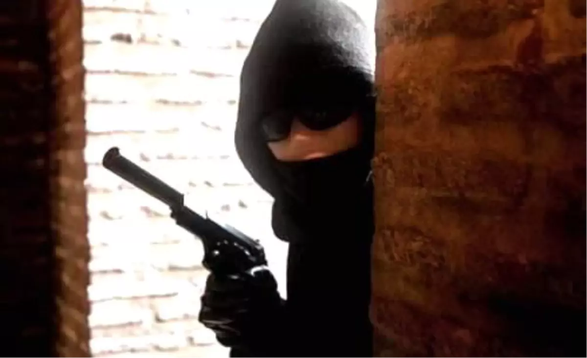 Kurtlar Vadisi Pusu Yine Zirvede