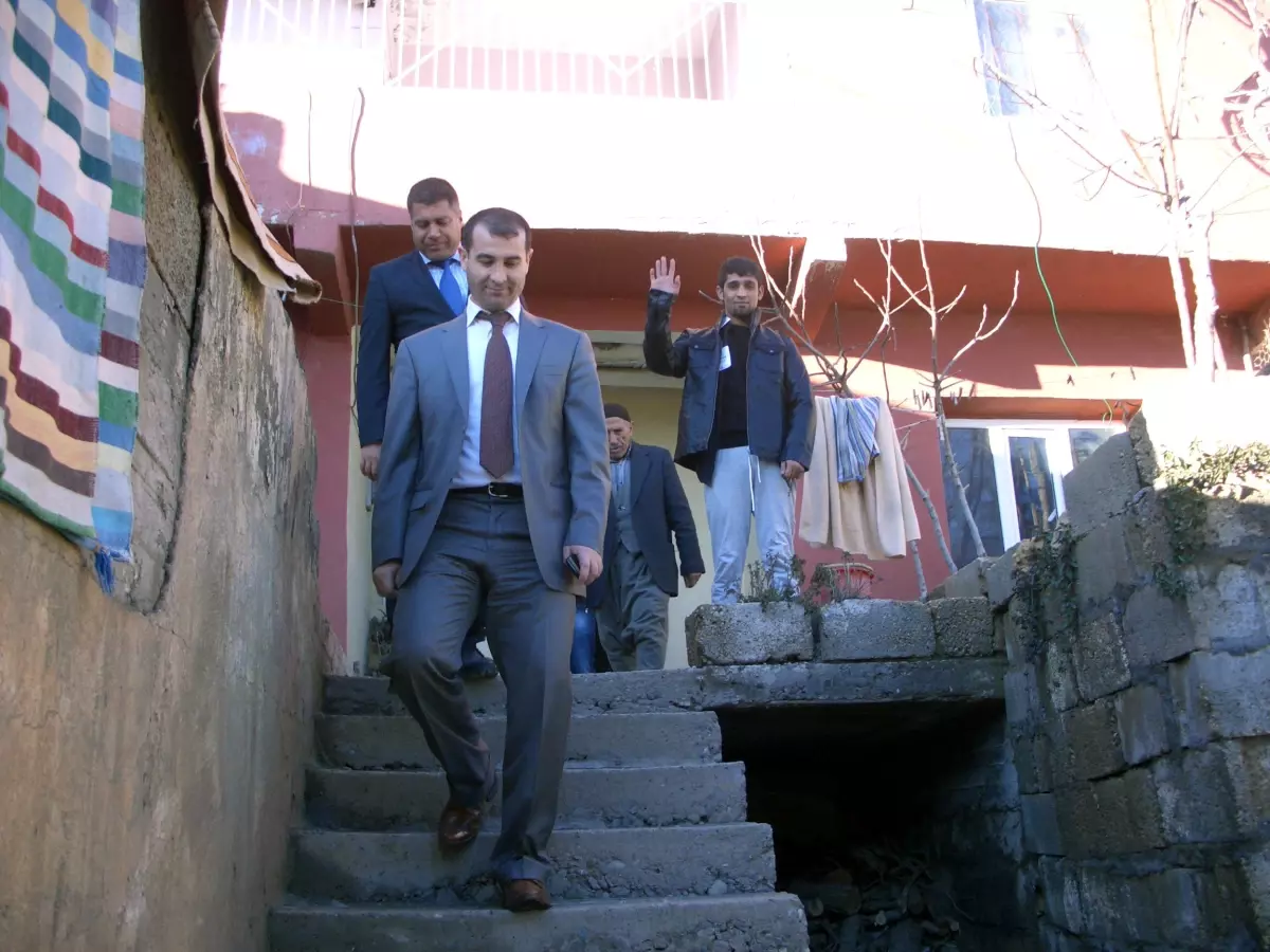 Mazıdağılı Dar Gelirli Vatandaşlara Giyim Yardımı