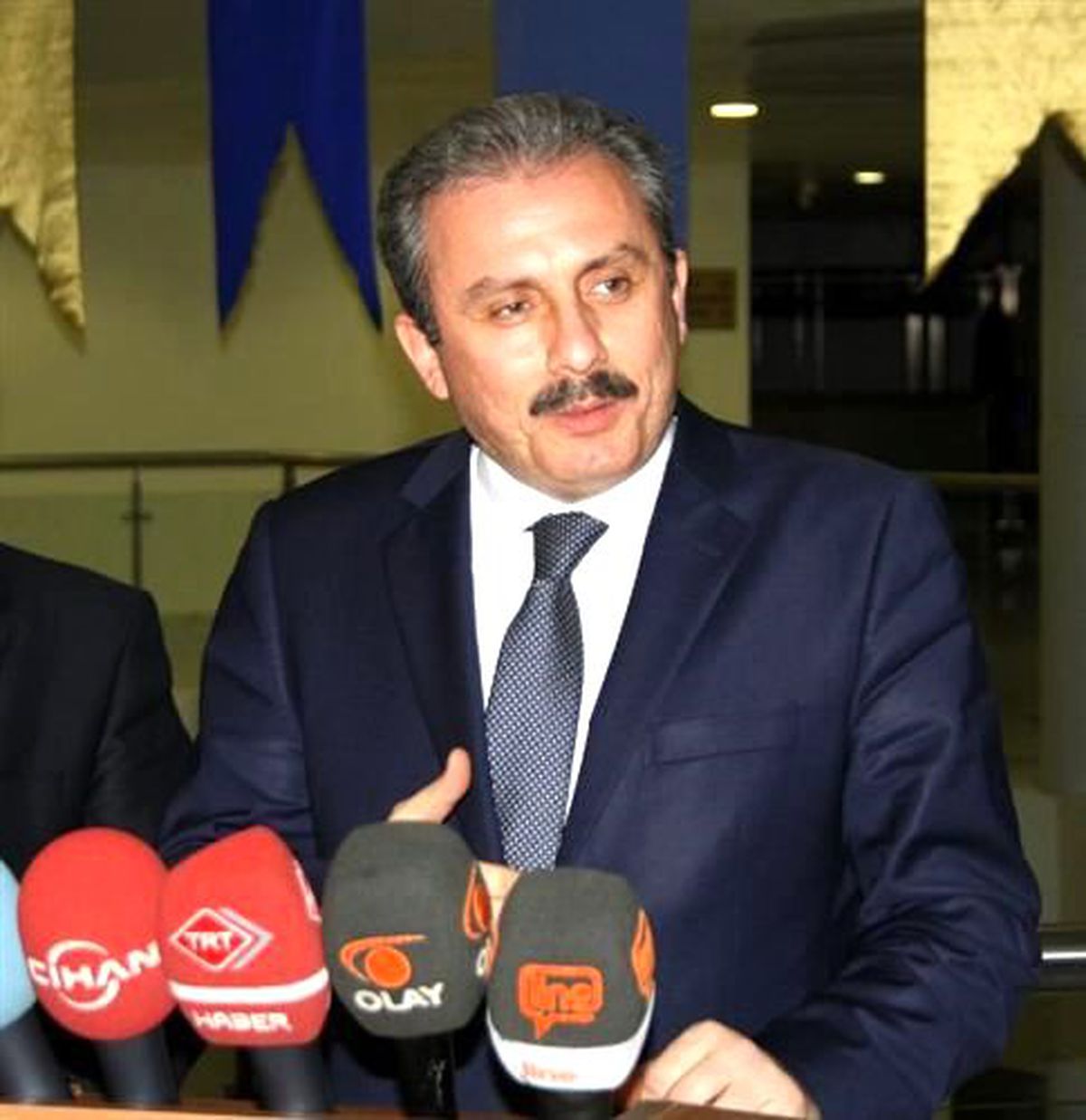 Mustafa Şentop: BDP\'nin Talebi Tam Anlamıyla Bölgesel Özerklik Değil