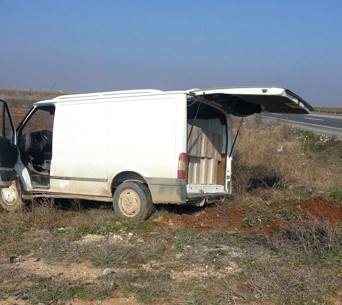 Şanlıurfa\'da Kaçak Sigara, Akaryakıt ve Şeker Ele Geçirildi