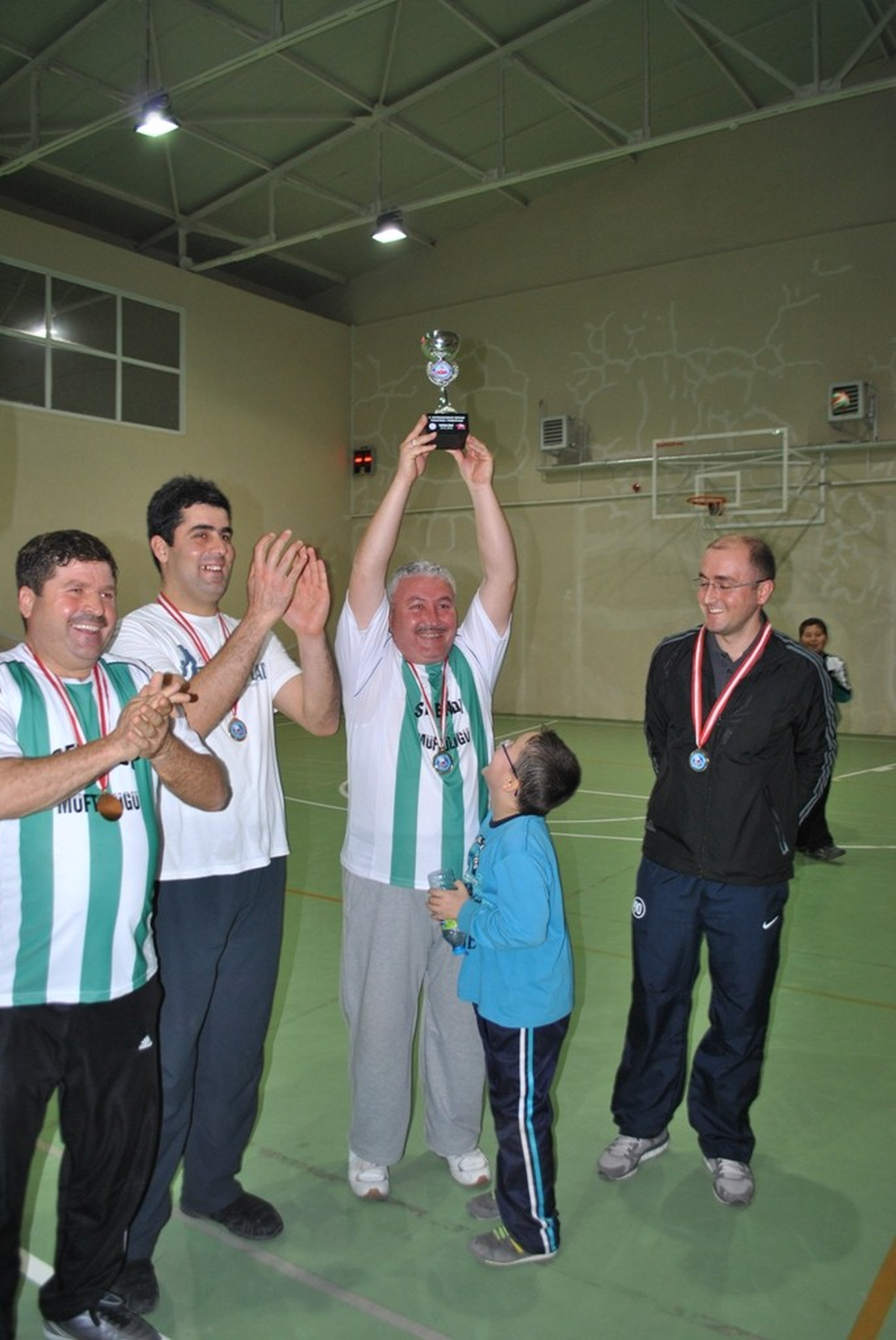 Selendi Kaymakamlığı Voleybol Turnuvası Sona Erdi