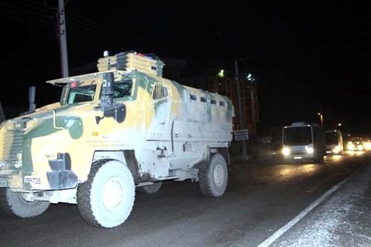 Şırnak\'ta Sınıra Asker Sevkiyatı