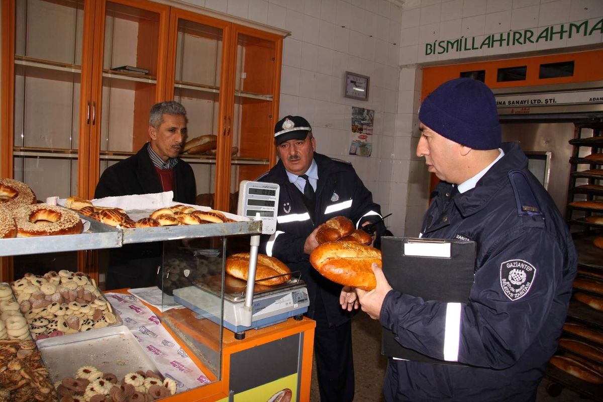 Zabıta Kural Bozanlara Göz Açtırmıyor