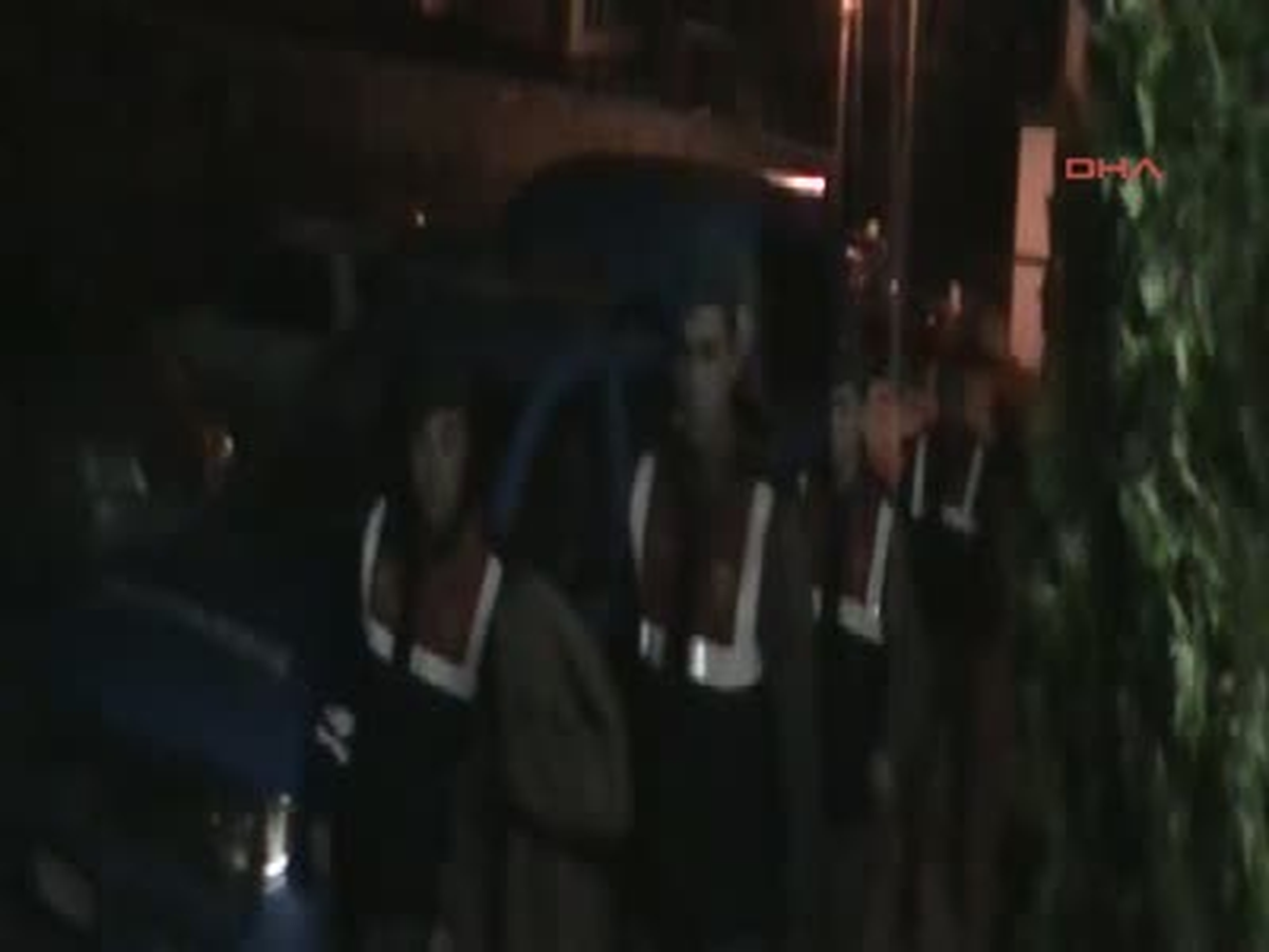 Bolu Villaya Giren Hırsızlar Suçüstü Yakalandı