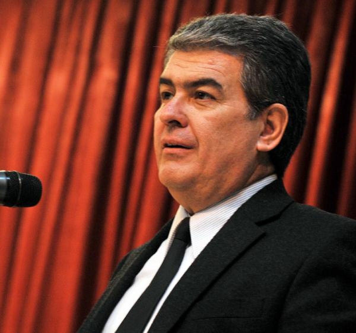 Batum: Tayyip\'in Poposuna Tekme