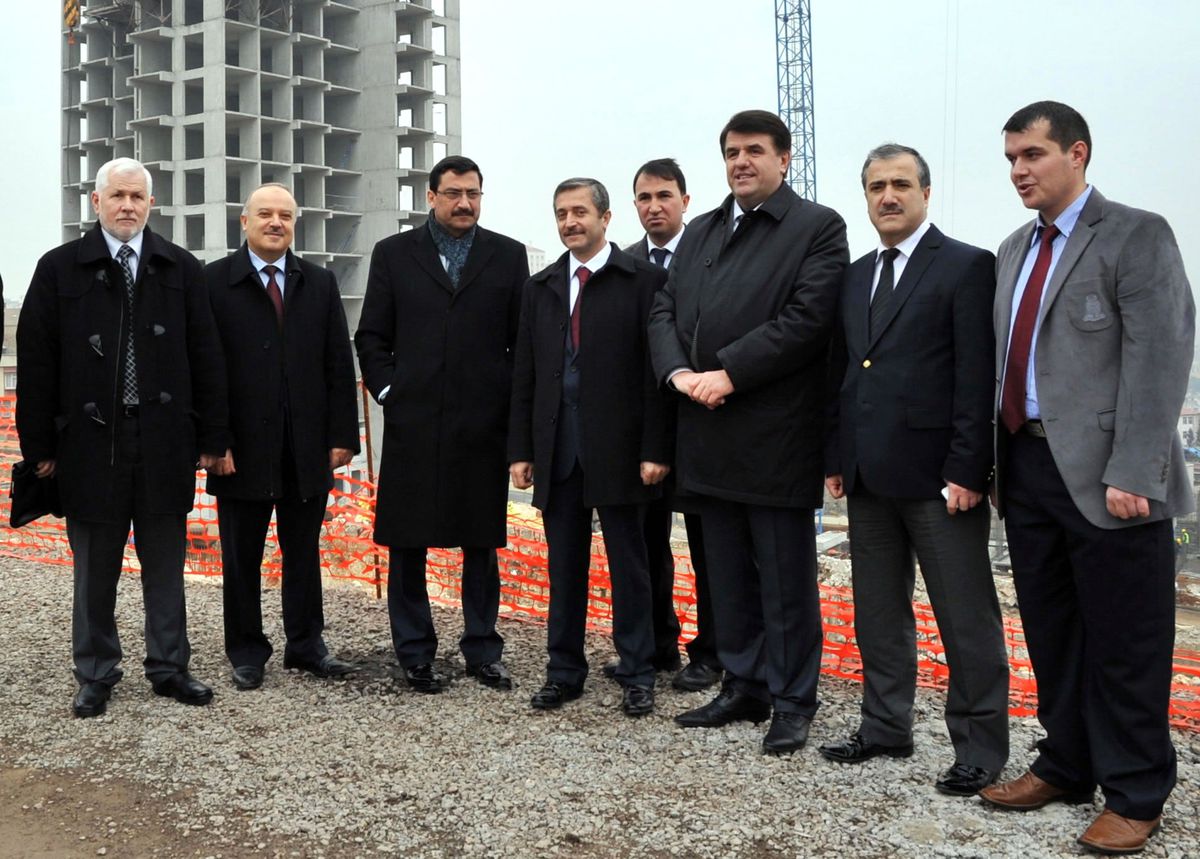 Üç Kardeş Belediye Bir Arada