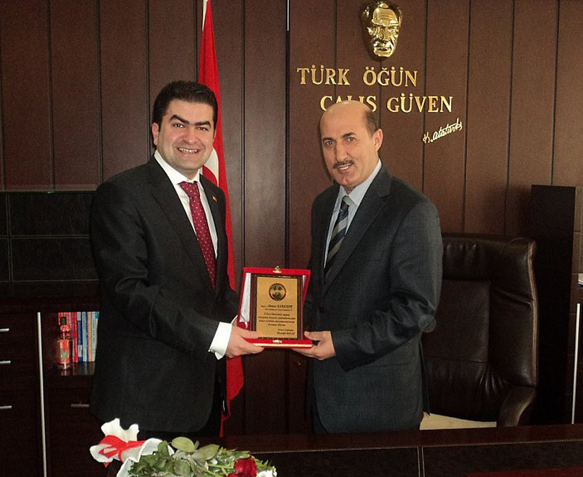 İl Özel İdaresinde Devir Teslim Töreni Gerçekleşti