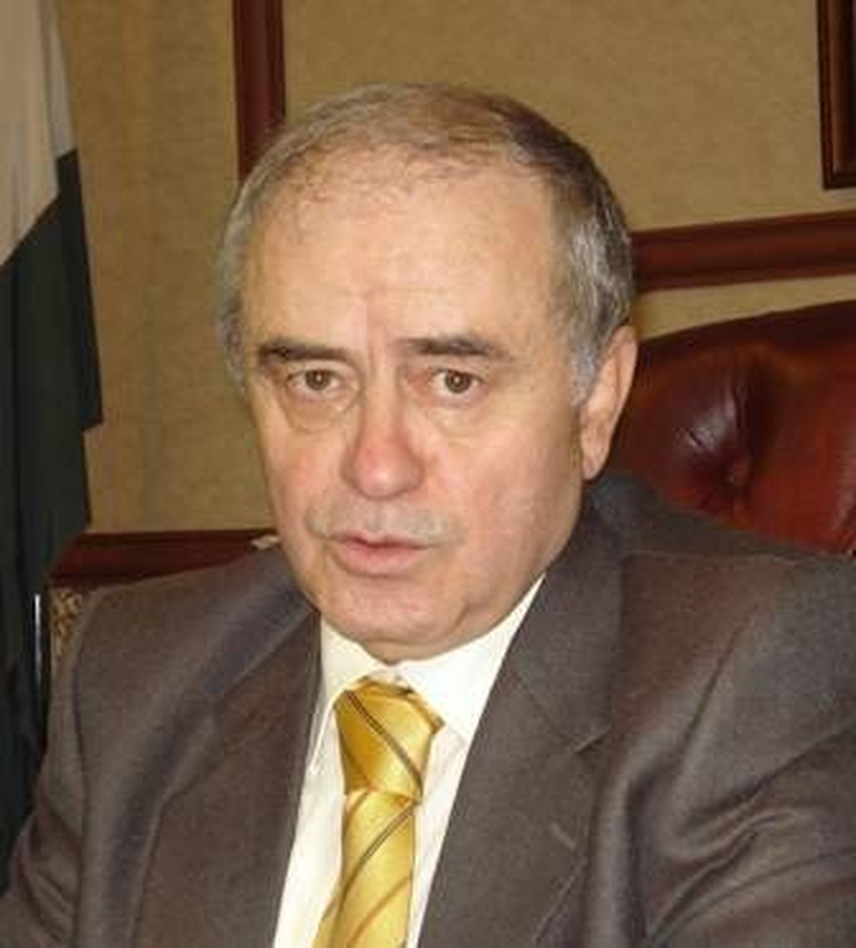 İsmet Güral, Başkan Adaylığından Çekildiğini Açıkladı