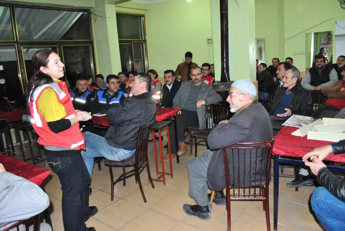 Manisa\'da Aile Afet Planı Semineri