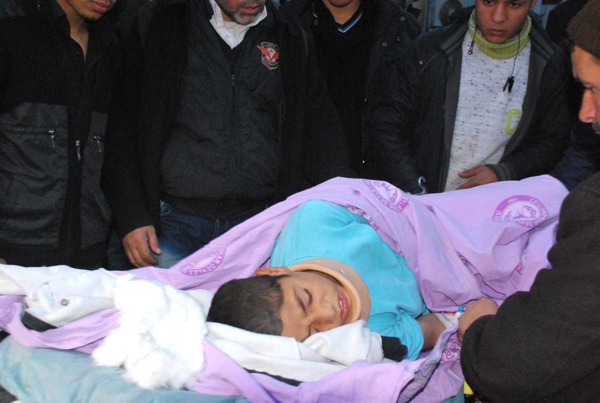 Motosiklet Bisiklete Çarptı: 2 Yaralı