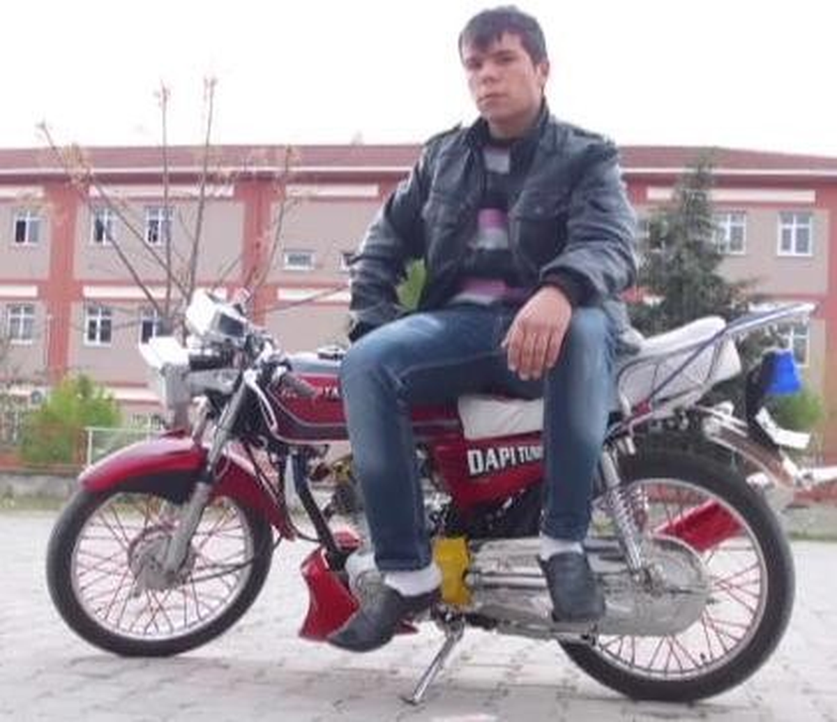 Motosiklet Kazasında Yaralanan Genç Hayata Tutunamadı