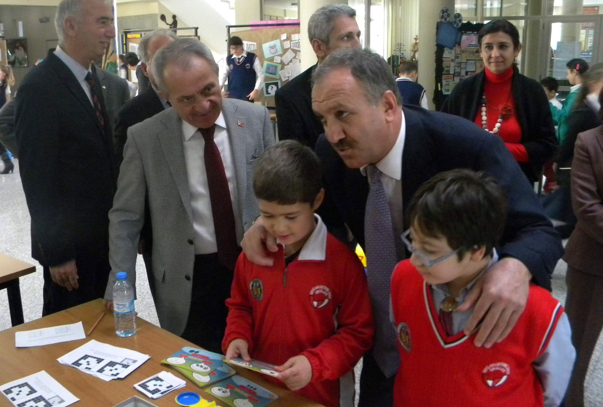 ODTÜ Ülkem Koleji\'nde Matematik Oyunları Günü Düzenlendi