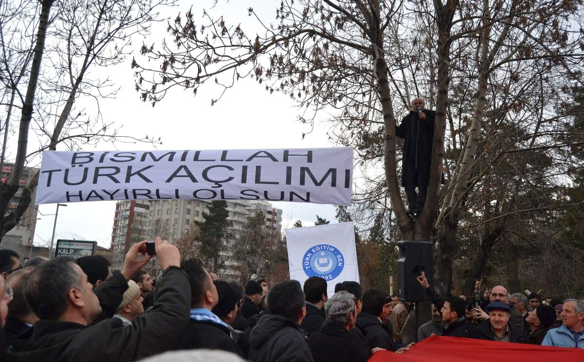 Sendika Başkanından Ağaçta Basın Açıklaması