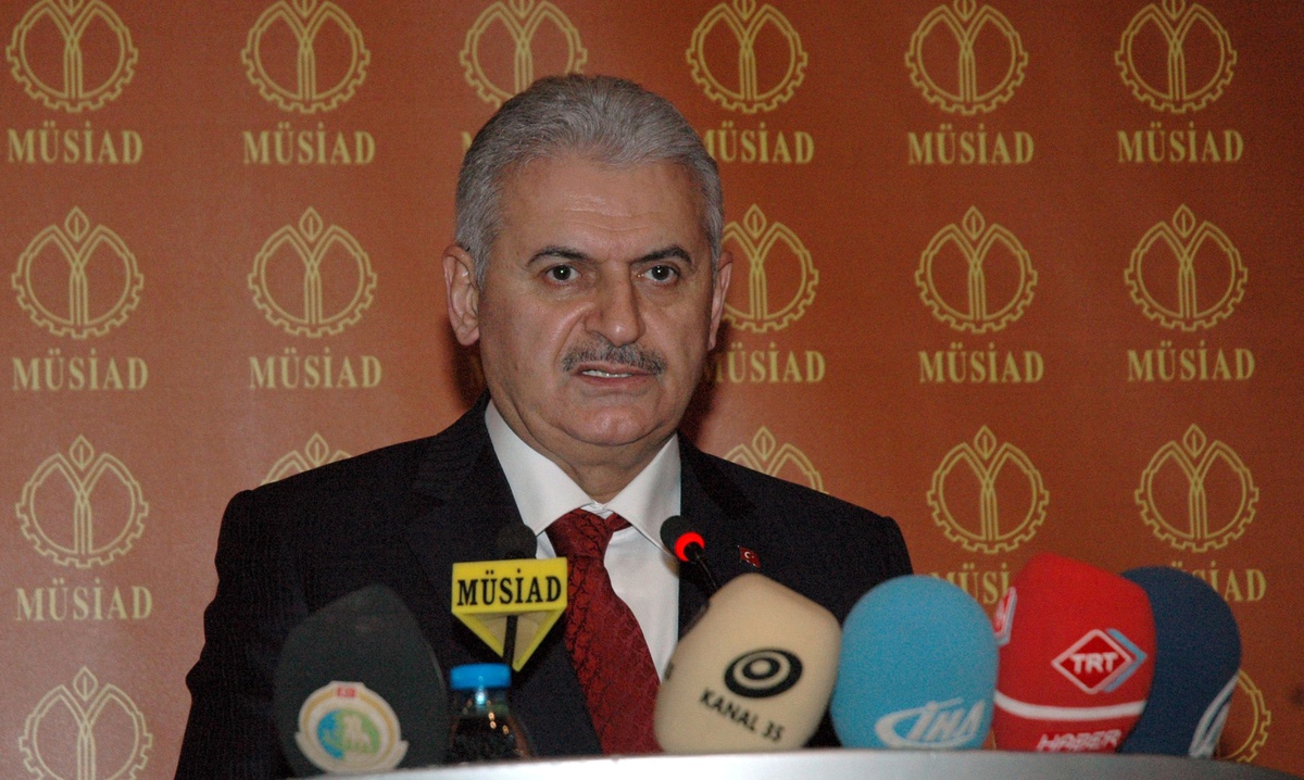 Ulaştırma Denizcilik Haberleşme Bakanı Yıldırım."Bazıları Türk Kürt Kardeşliğine Halel Getirmek...