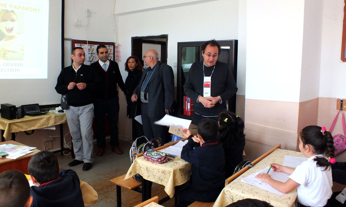 Çankaya'da İlkokul Öğrencilerine Diş Sağlığı Eğitimi