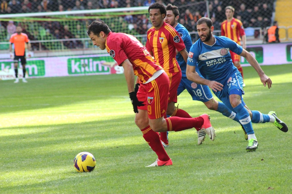 Kayserispor Sahasında Galip Geldi