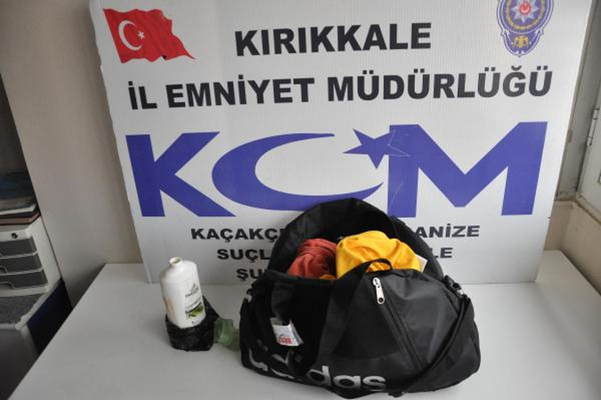 \'Leydi\', Şampuan Kutusunda Gizlenen Yarım Kilo Eroini Buldu