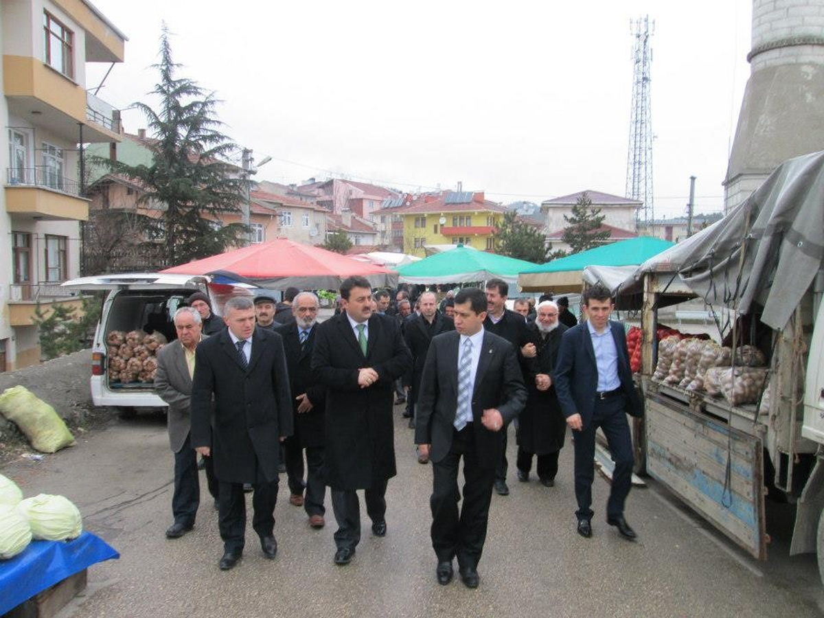 Milletvekili Gülşen, Pazar Esnafını Ziyaret Etti