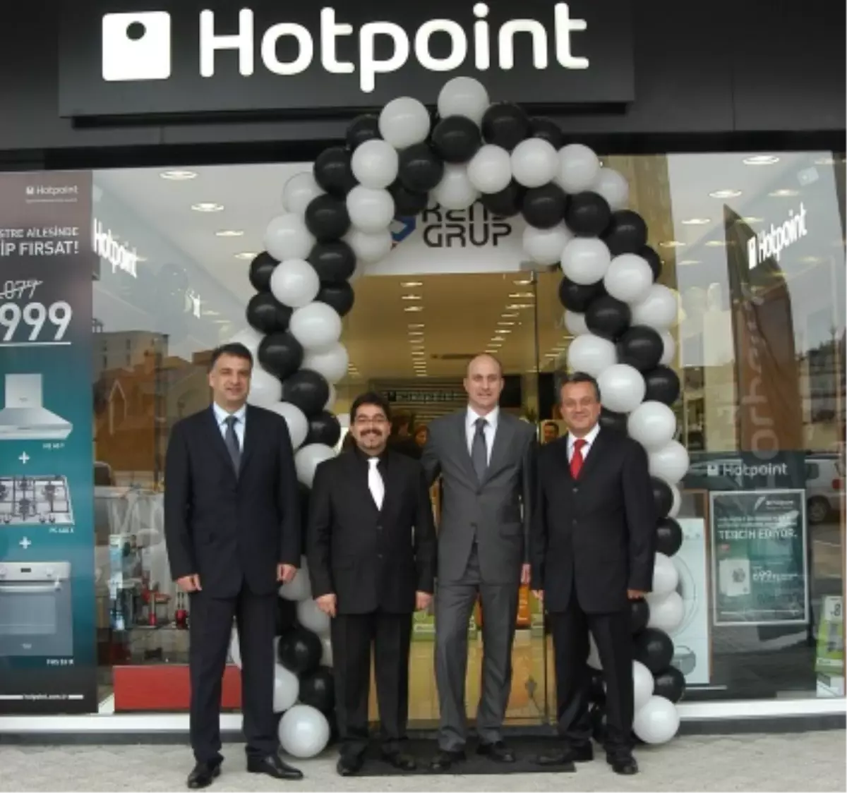 Bahçeşehir\'deki İlk Hotpoint Konsept Mağazası Açıldı