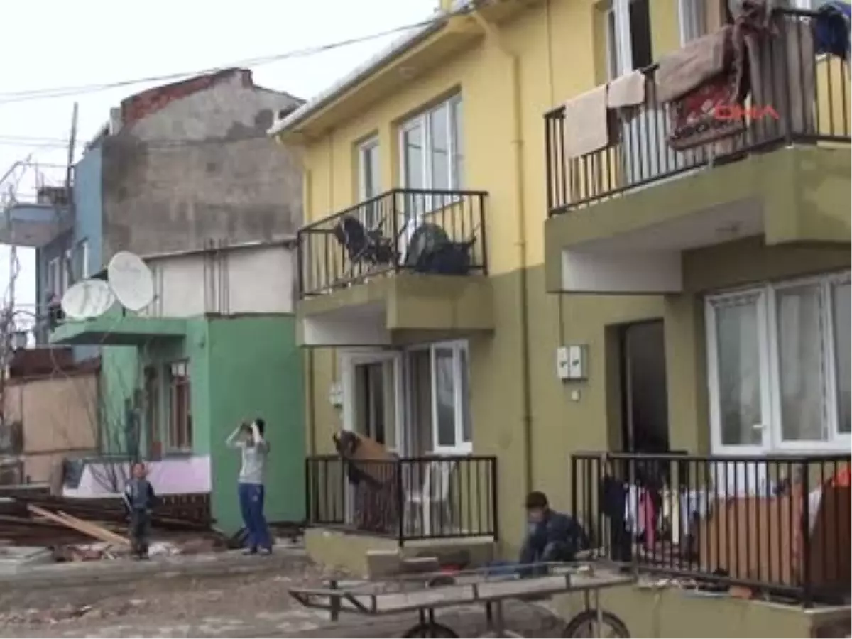 Çanakkale Romanlardan Şenlikli Tapu Töreni