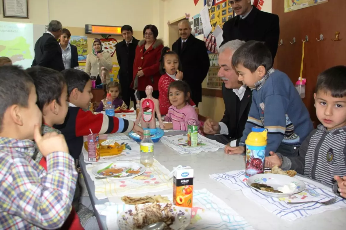 Çubuk Belediyesi\'nden Eğitime Destek