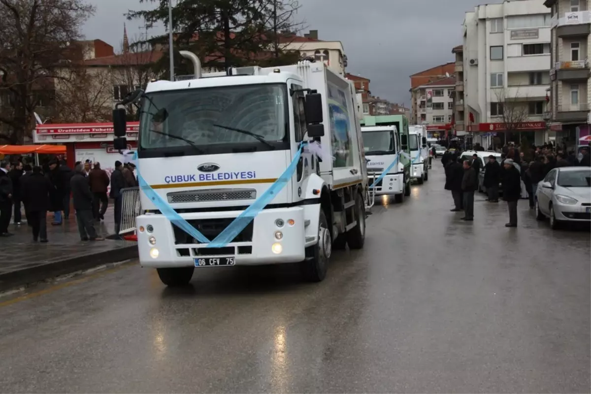 Çubuk Belediyesi Tarafından Alınan 26 Yeni Araç Hizmete Girdi