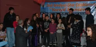 Dikili Belediyesi Gitar Çocuklarından Yarıyıl Konseri