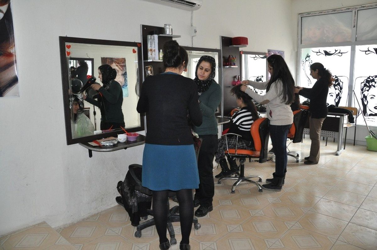 Kuaförlük Kursuna Bayanlardan Yoğun İlgi