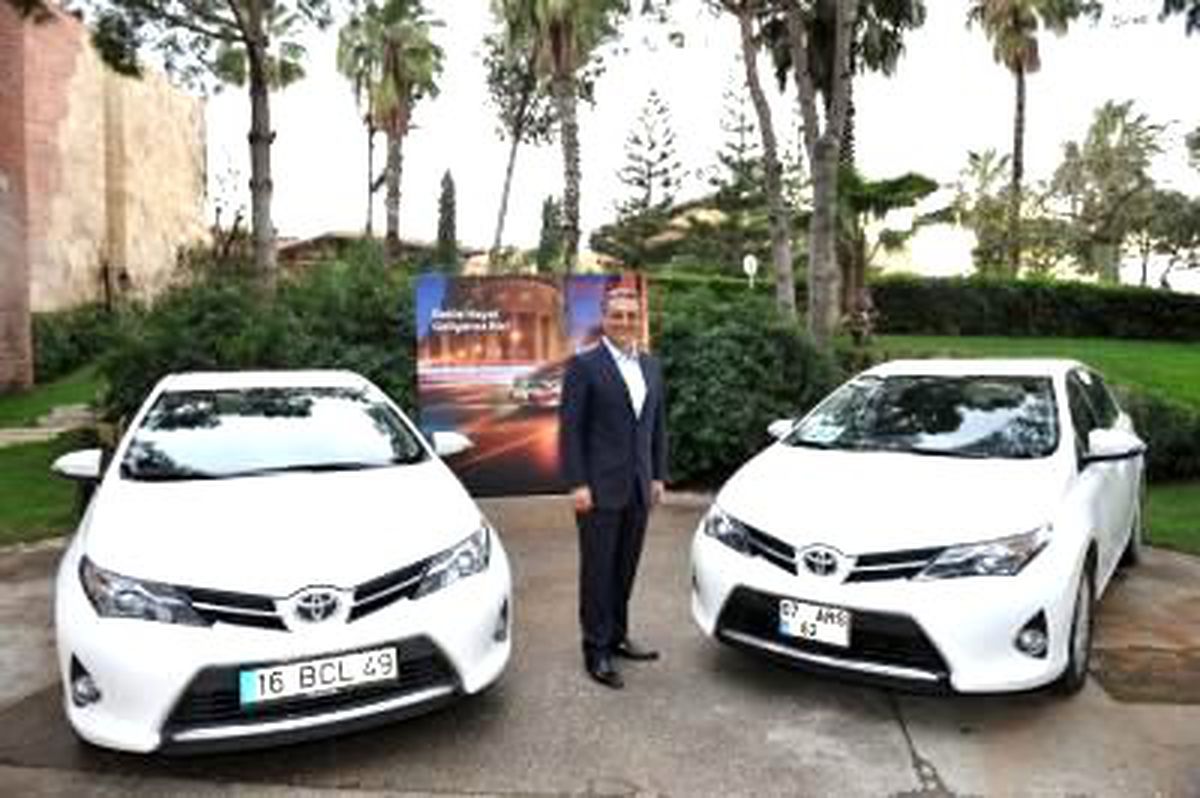 Toyota Yeni Auris 39.900'tl'den Başlayan Fiyatlarla Satışa Sunuluyor
