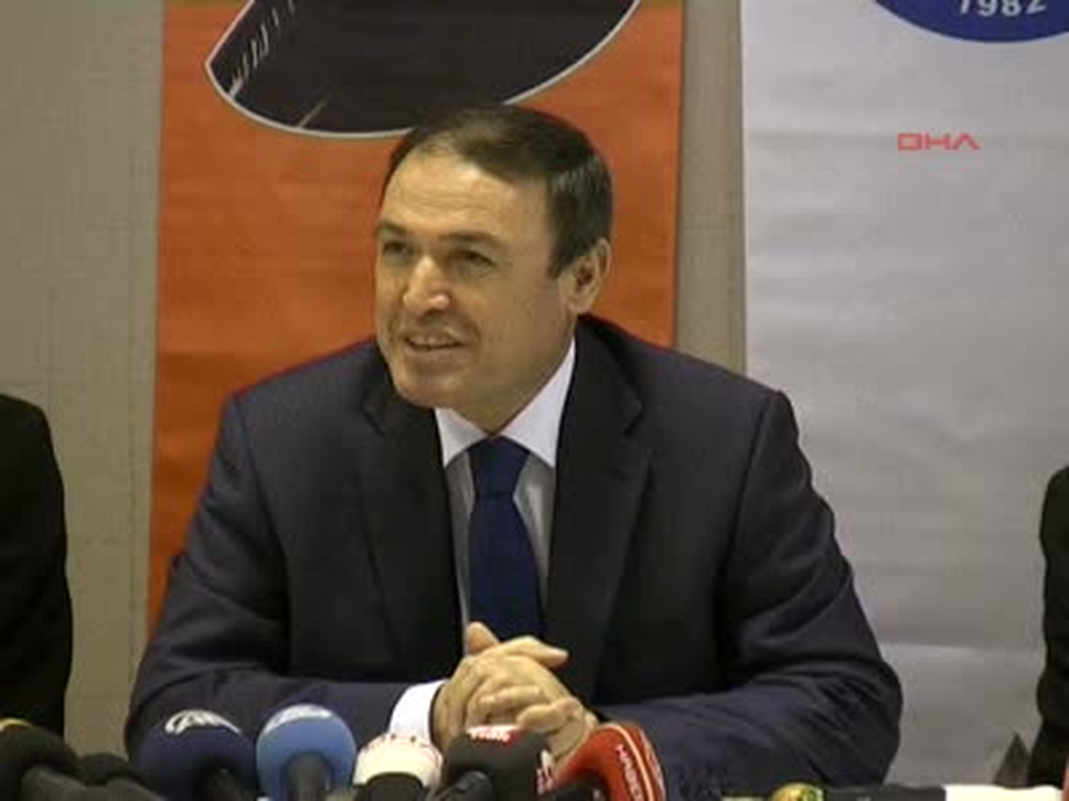 Antalya Uğur Acar, Yeni Yüzüyle 1\'inci Yılını Kutladı