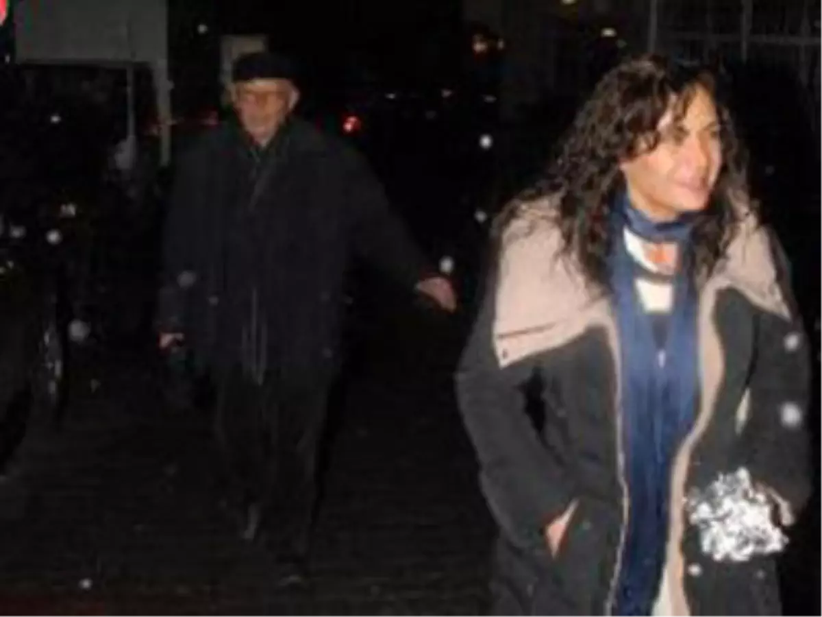 "Babamın Yanında Sevgilimi Sormayın"