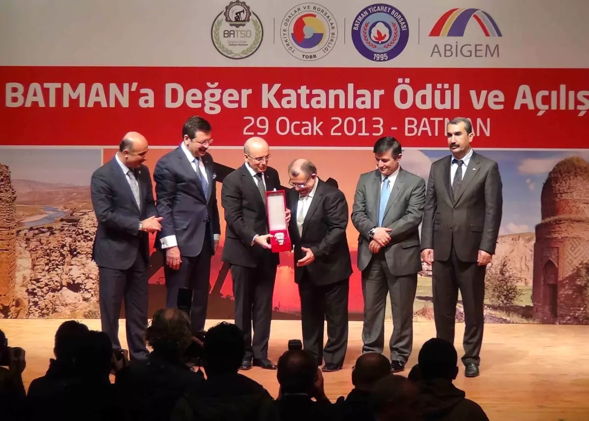 "Batman\'a Değer Katanlar" Ödül Töreni
