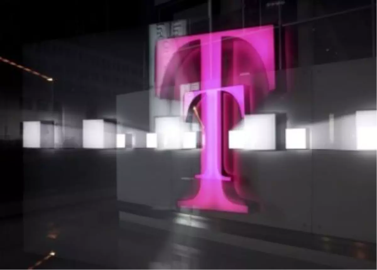 Deutsche Telekom 200 Kişiyi İşten Çıkartacak