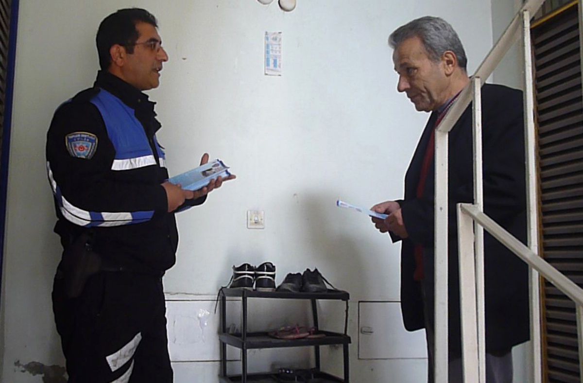 Polis, Vatandaşları Hırsızlara Karşı Uyardı